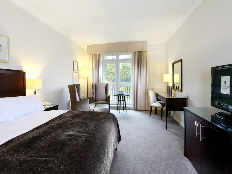 1 Night The Essential Spa Break For Two, Macdonald Hill Valley Hotel,