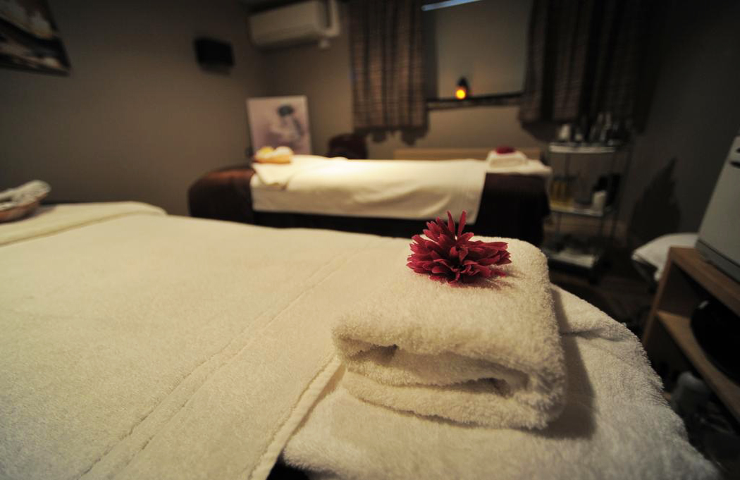 ESPA Relax And Retreat Experience For Two, Mercure Barnsley Tankersley